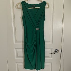 Ralph Lauren Evening Gown Size 4 Material is stretchy  Used looks like a new